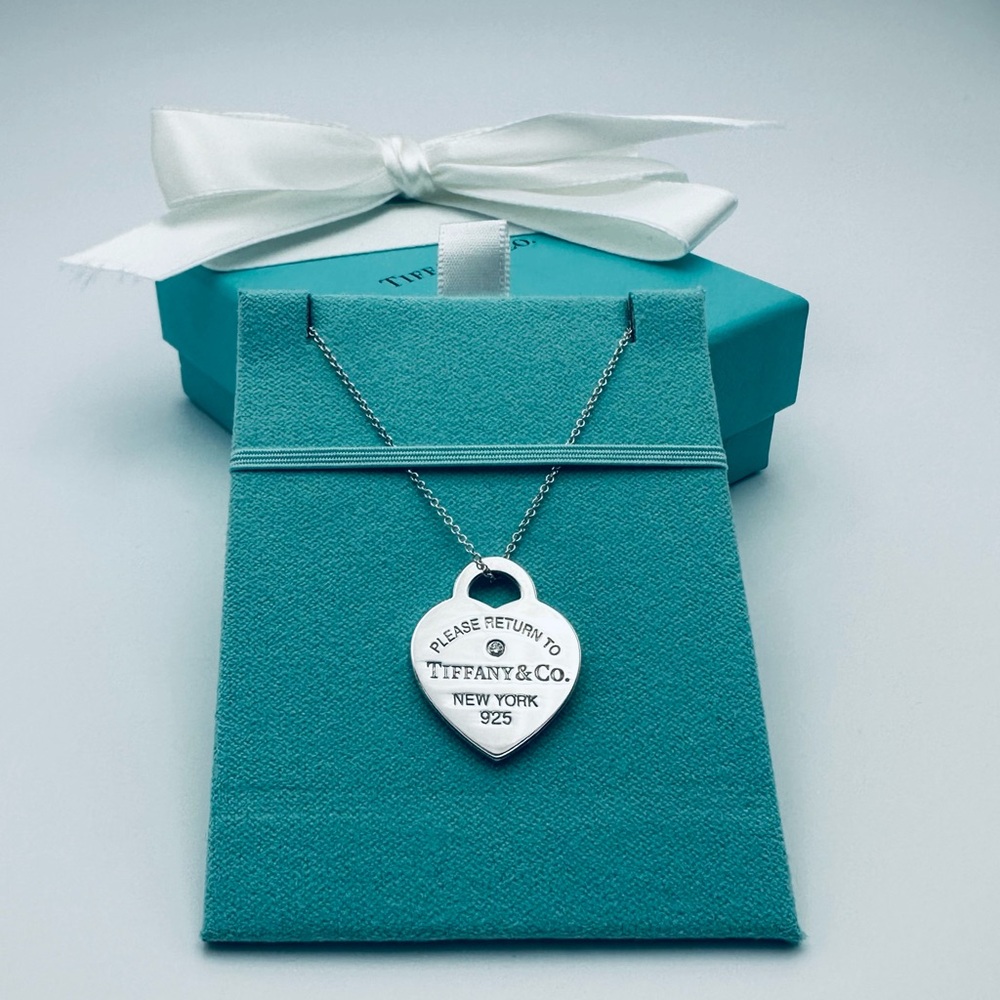 Return to Tiffany & Co. Medium Diamond Heart Charm Necklace 16-18” in Silver - Picture 9 of 9